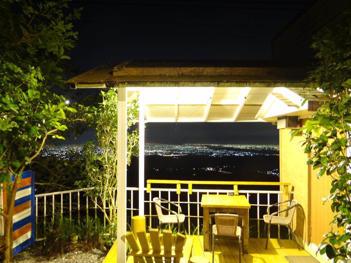 Sky Lounge B&B Zhushan Exteriör bild
