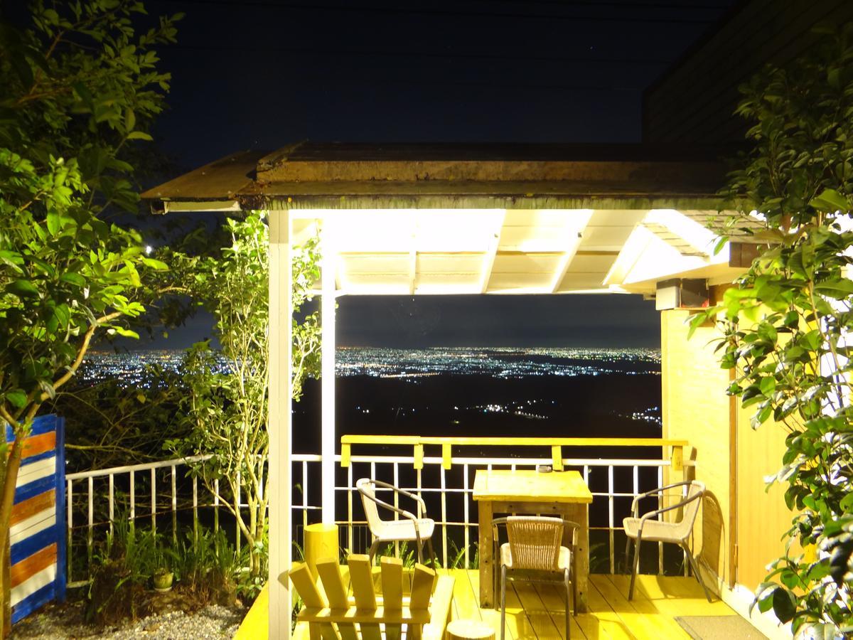 Sky Lounge B&B Zhushan Exteriör bild